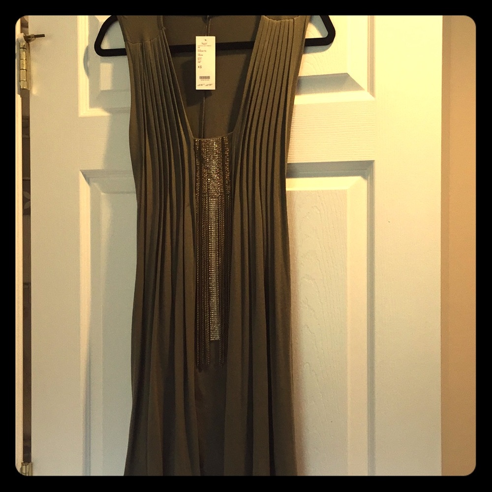 Bebe olive chain stretchy dress